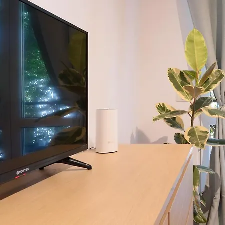 Charming & 1br Ap 2 Balconies -old Town Appartement *