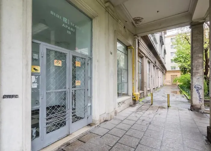 Charming & 1br Ap 2 Balconies -old Town 아파트 *